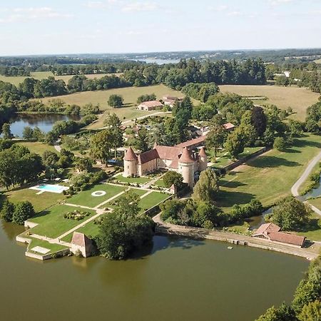 Hotel Domaine Des Etangs, Auberge Resorts Collection Massignac Esterno foto