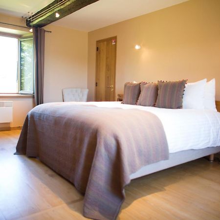 Hotel Domaine Des Etangs, Auberge Resorts Collection Massignac Esterno foto