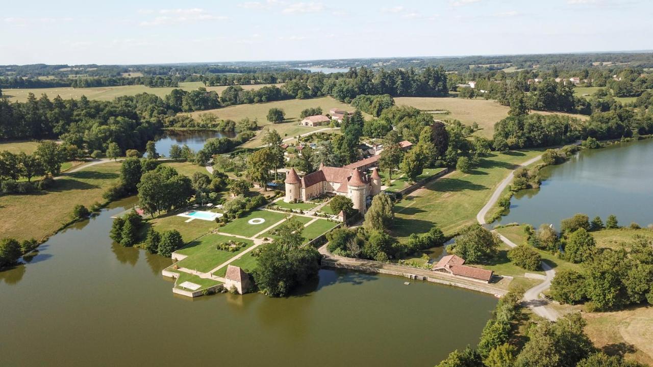 Hotel Domaine Des Etangs, Auberge Resorts Collection Massignac Esterno foto