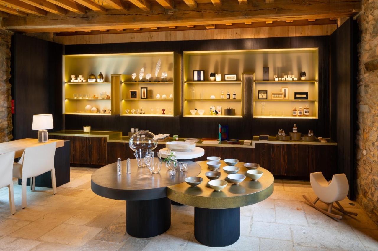 Hotel Domaine Des Etangs, Auberge Resorts Collection Massignac Esterno foto