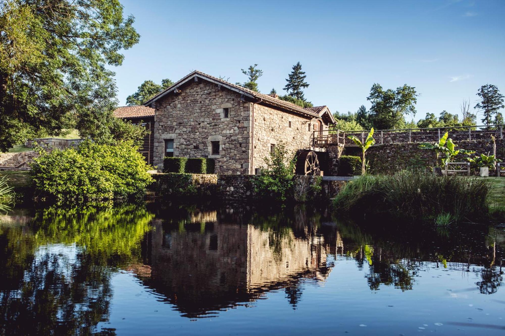 Hotel Domaine Des Etangs, Auberge Resorts Collection Massignac Esterno foto