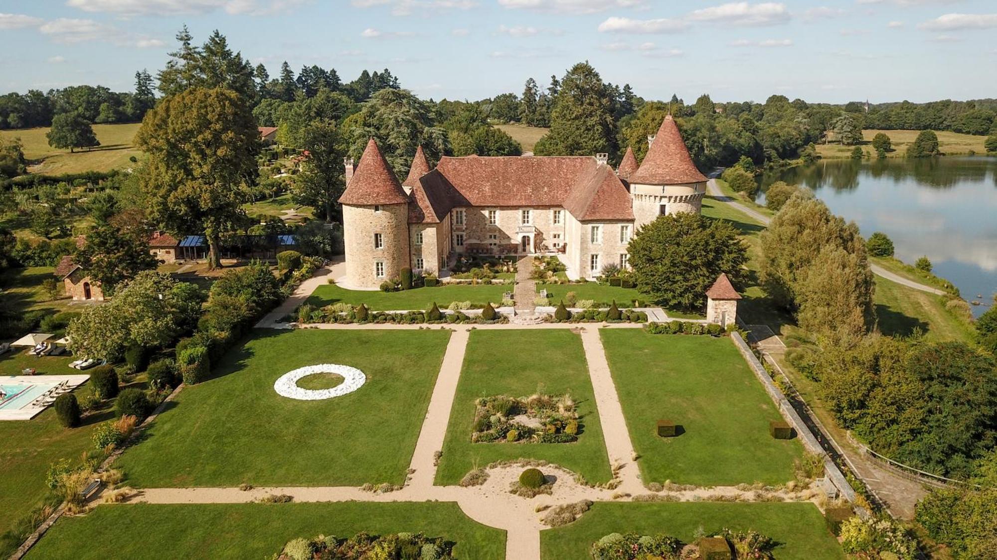Hotel Domaine Des Etangs, Auberge Resorts Collection Massignac Esterno foto