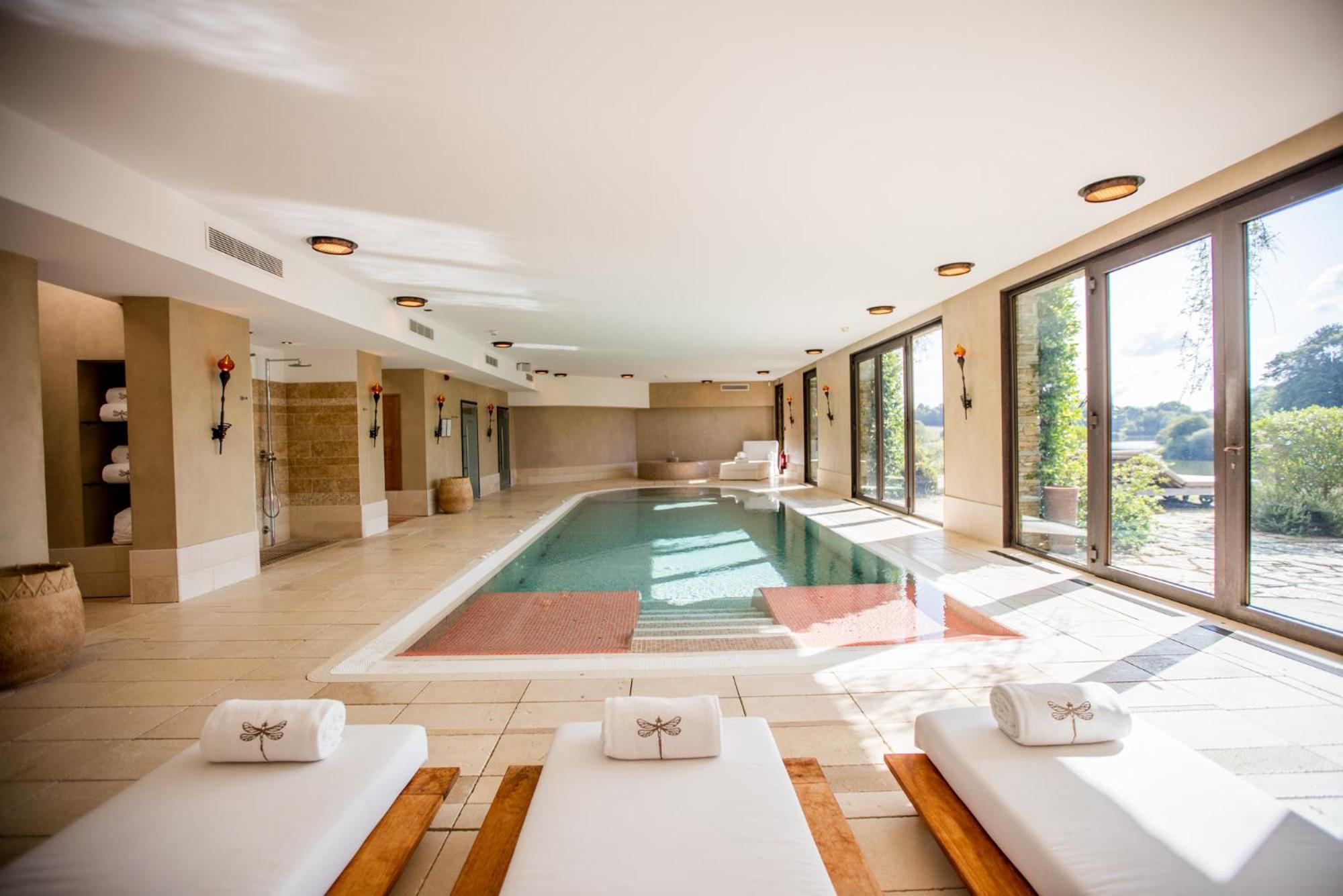 Hotel Domaine Des Etangs, Auberge Resorts Collection Massignac Esterno foto