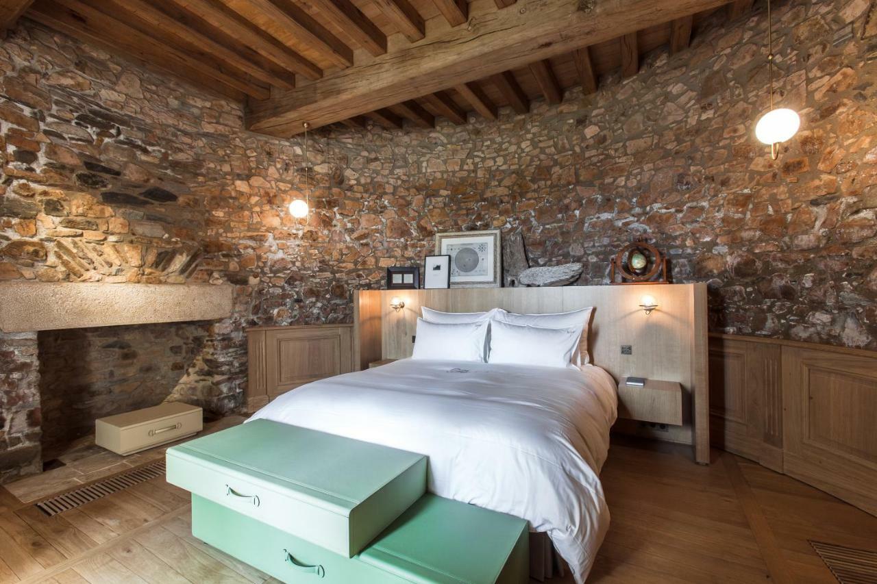 Hotel Domaine Des Etangs, Auberge Resorts Collection Massignac Esterno foto