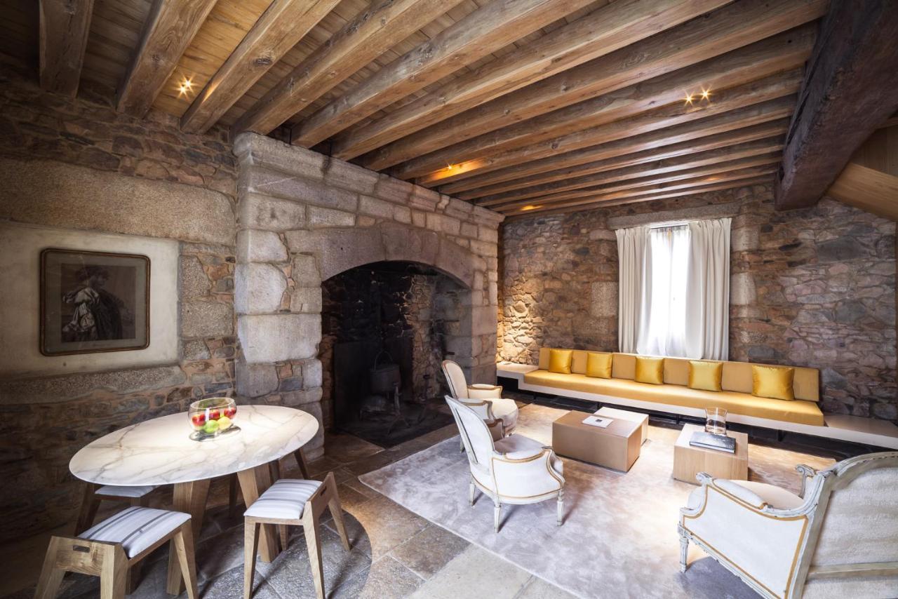 Hotel Domaine Des Etangs, Auberge Resorts Collection Massignac Esterno foto